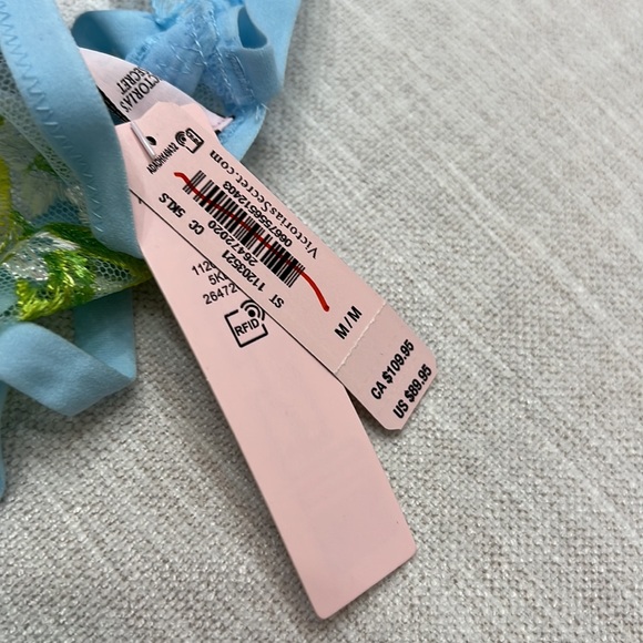 Victoria Secret Cut out Lemon Print Teddy - Picture 4 of 4